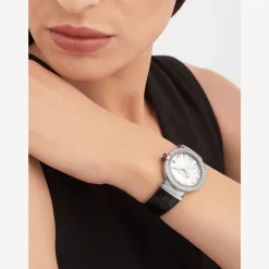 Lvcea Uhr