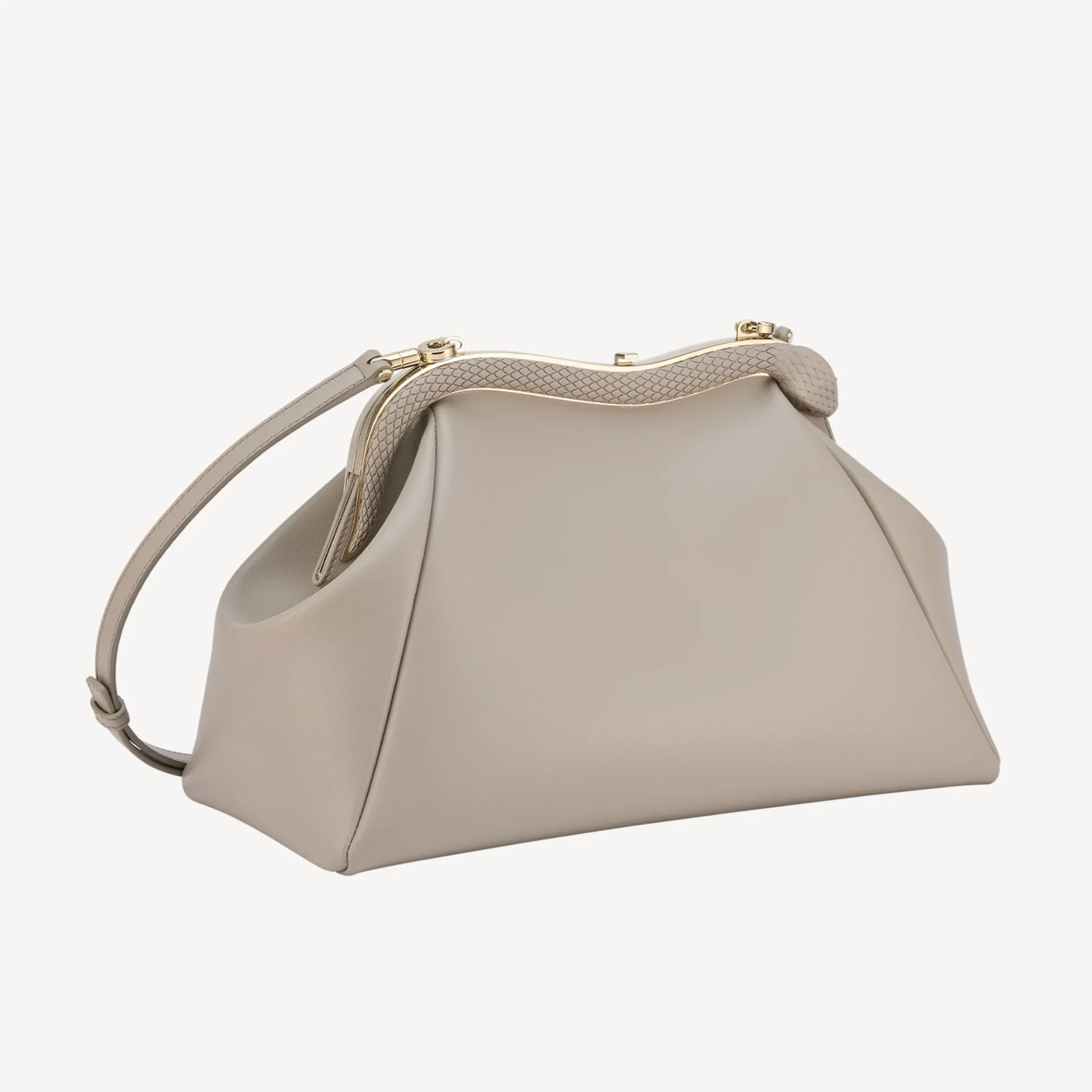 Serpentine Pouch