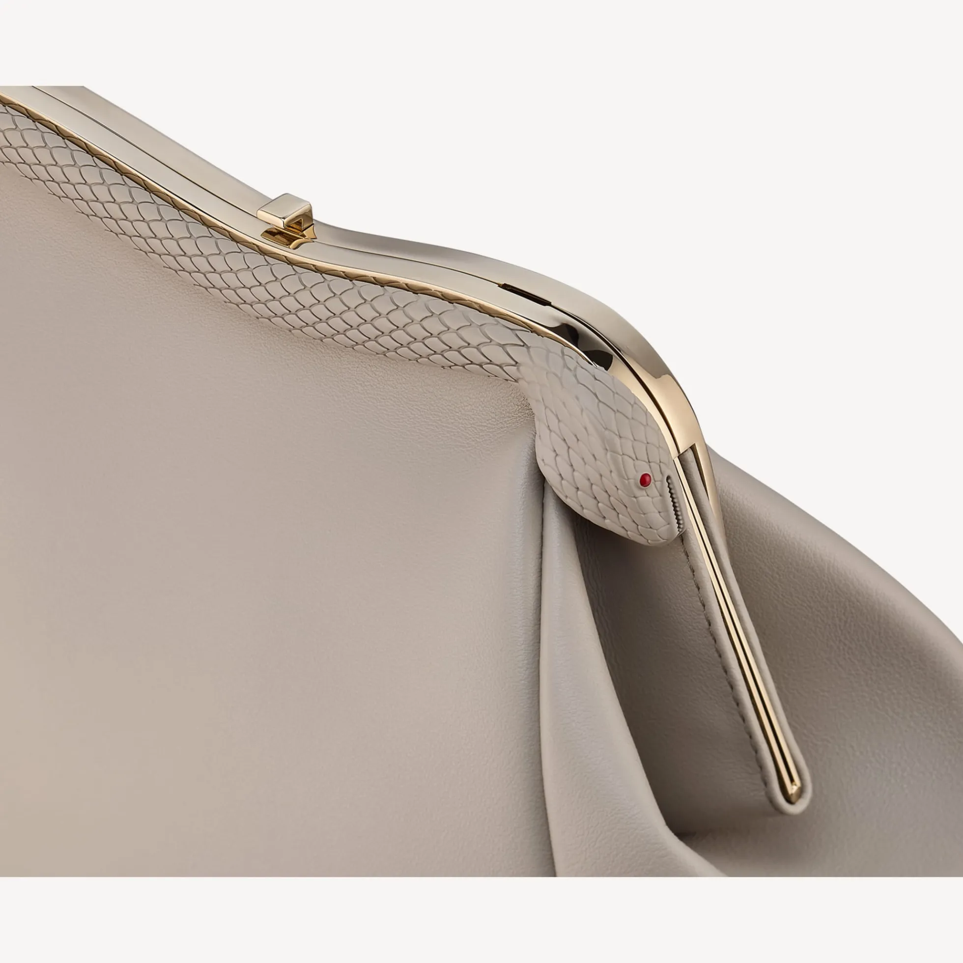 Serpentine Pouch
