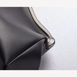 Serpentine Pouch