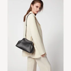 Serpentine Pouch