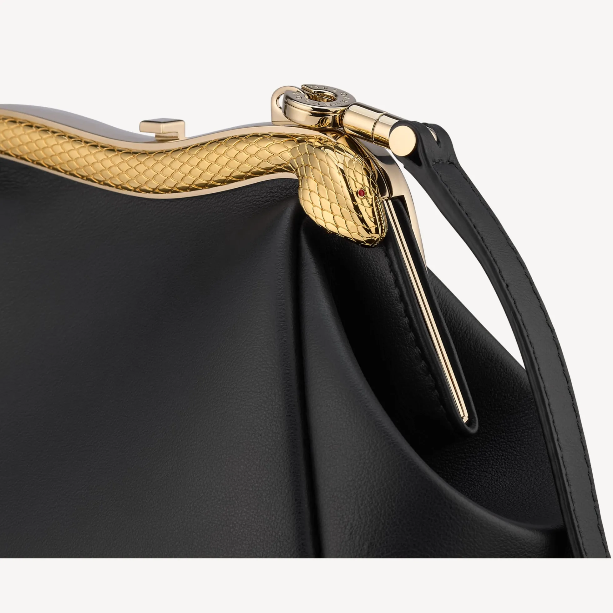 Serpentine Pouch
